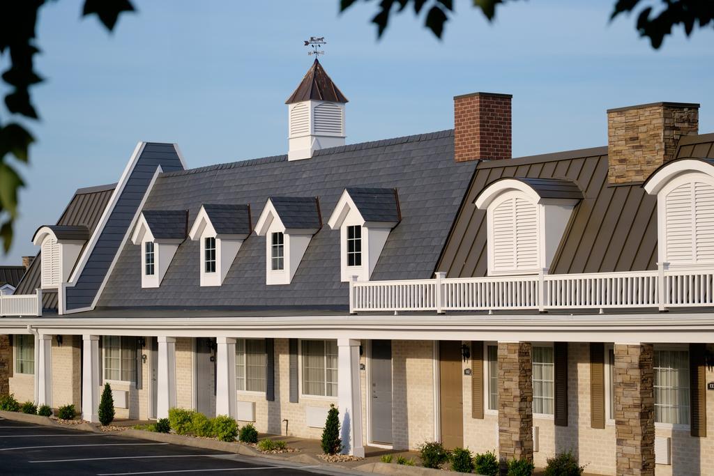 The Village Inn Harrisonburg Exterior photo